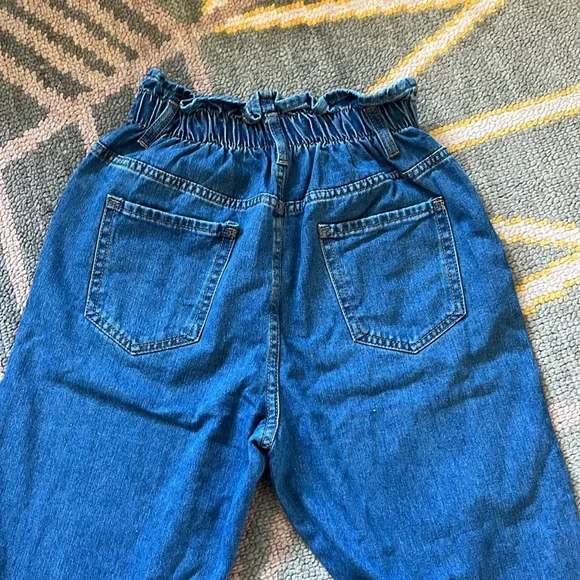 SHEIN Elastic Cinch Waist Button Fly Jeans - 27 - Picture 4 of 7